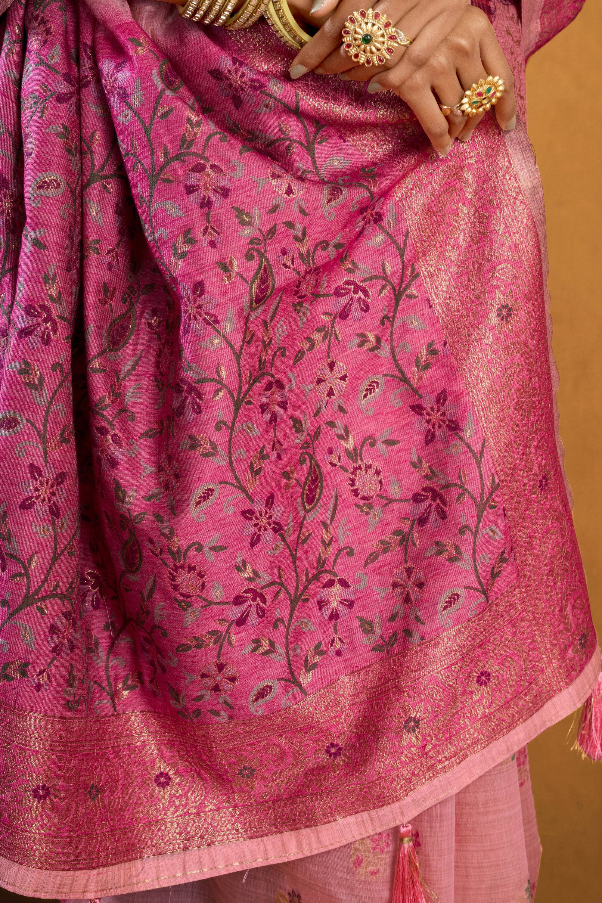 Aashka Saree - Blush Rose - Close Up