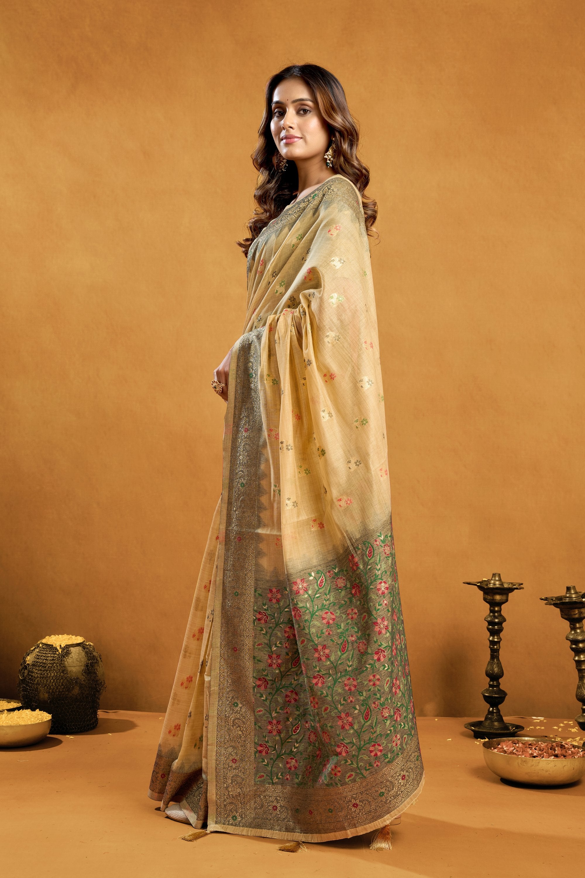Aashka Saree - Vanilla Beige - Full View