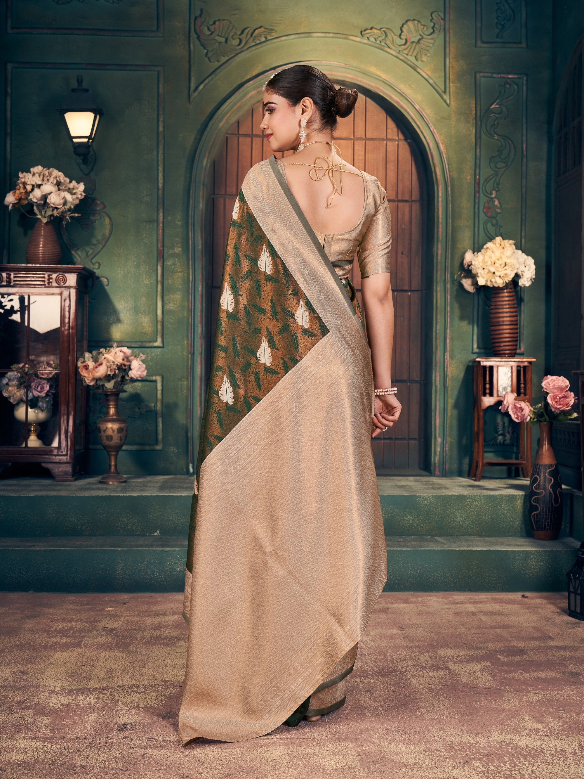 Ananya Saree - Forest Green - Front Drape