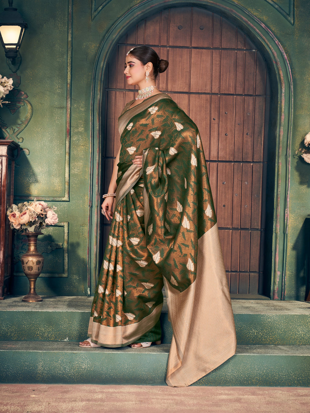 Ananya Saree - Forest Green - Border Detail