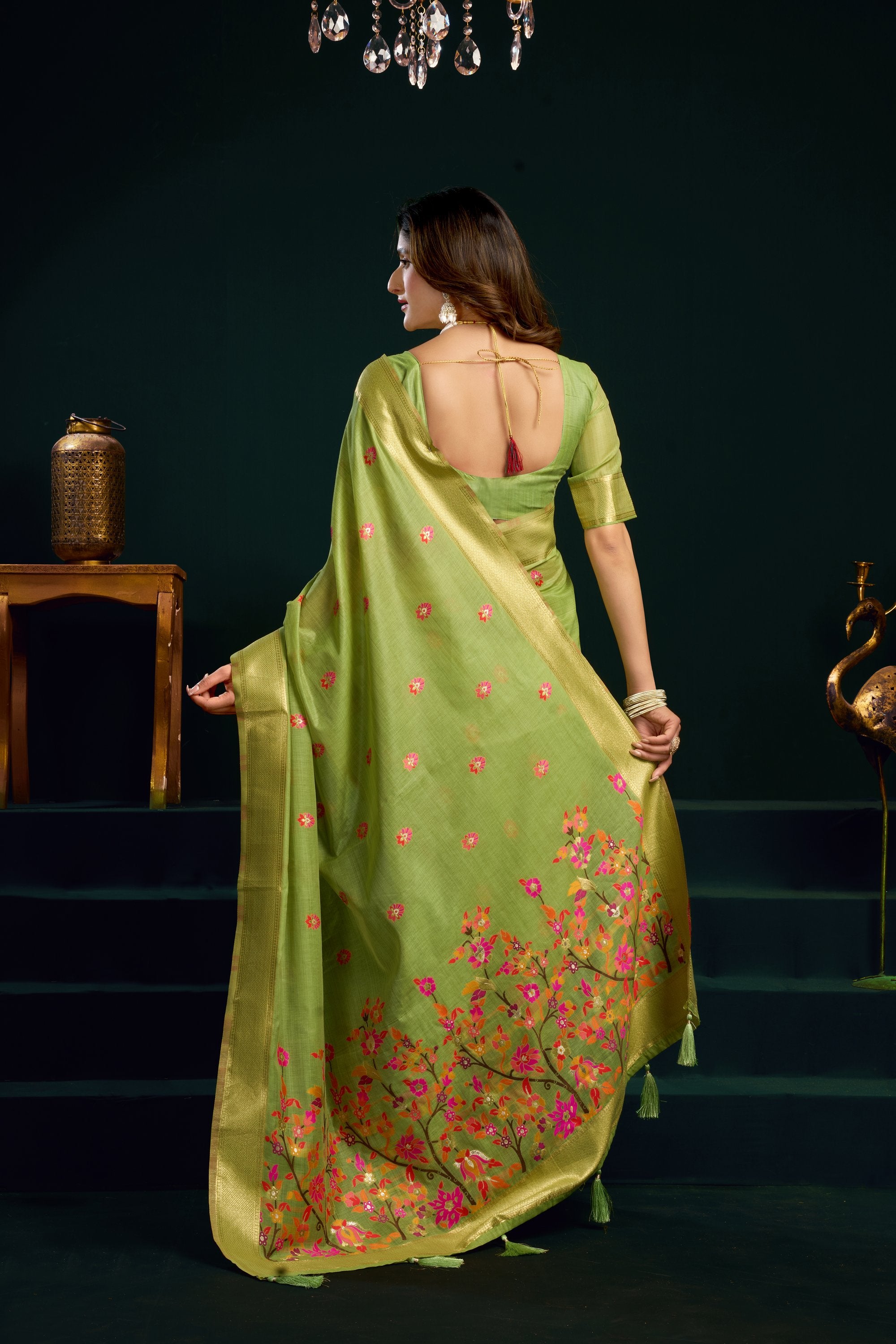 Chaaya Saree - Pistachio Green - Pallu Detail