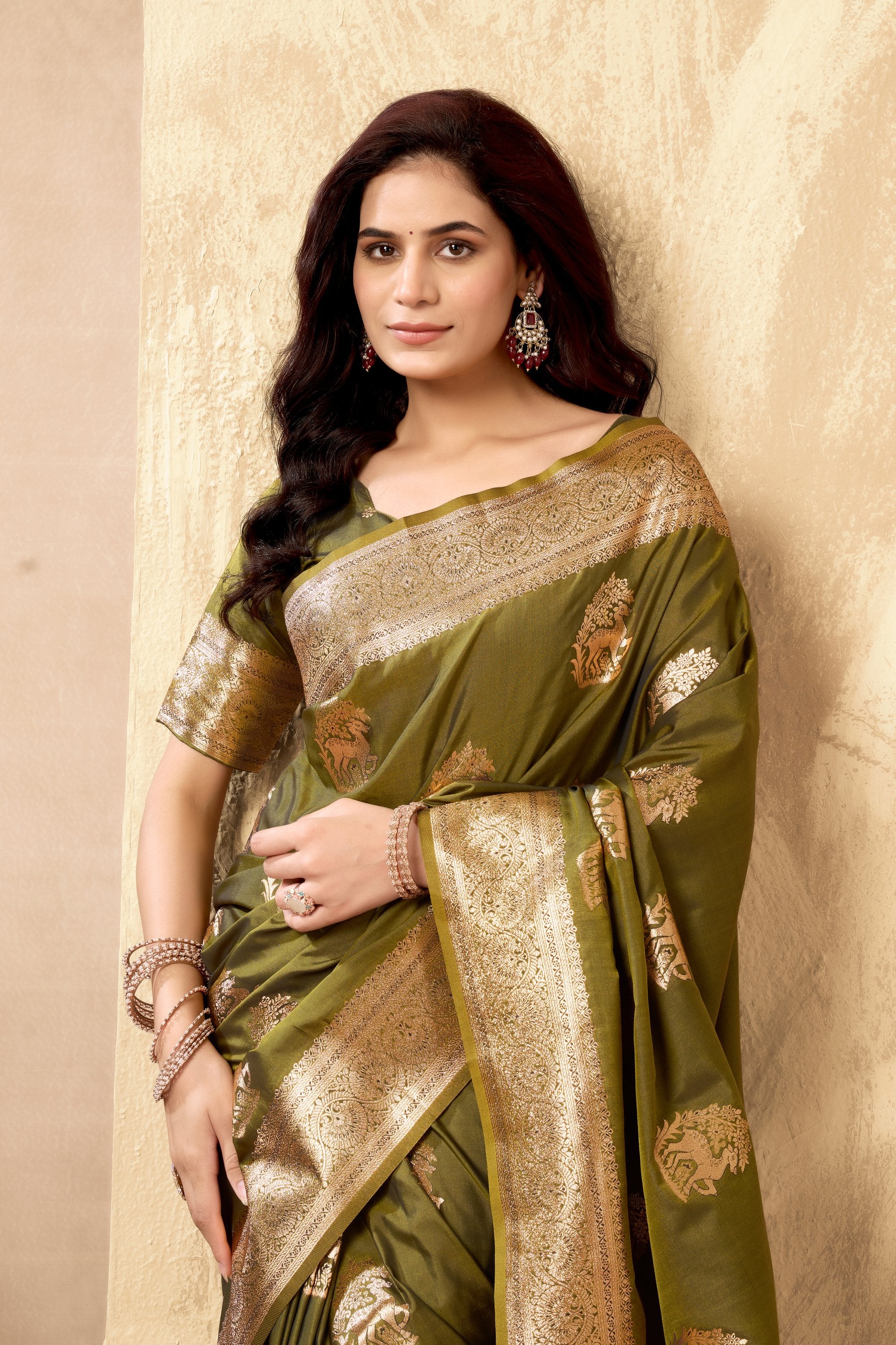 Chandrika Saree - Antique Olive - Close Up