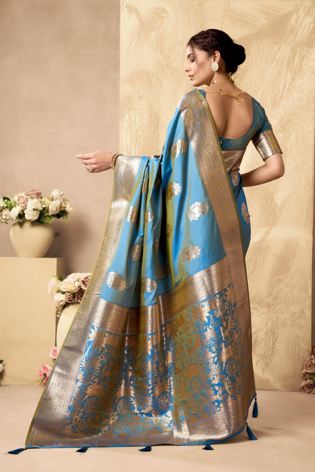 Chandrika Saree - Steel Blue - Border Detail
