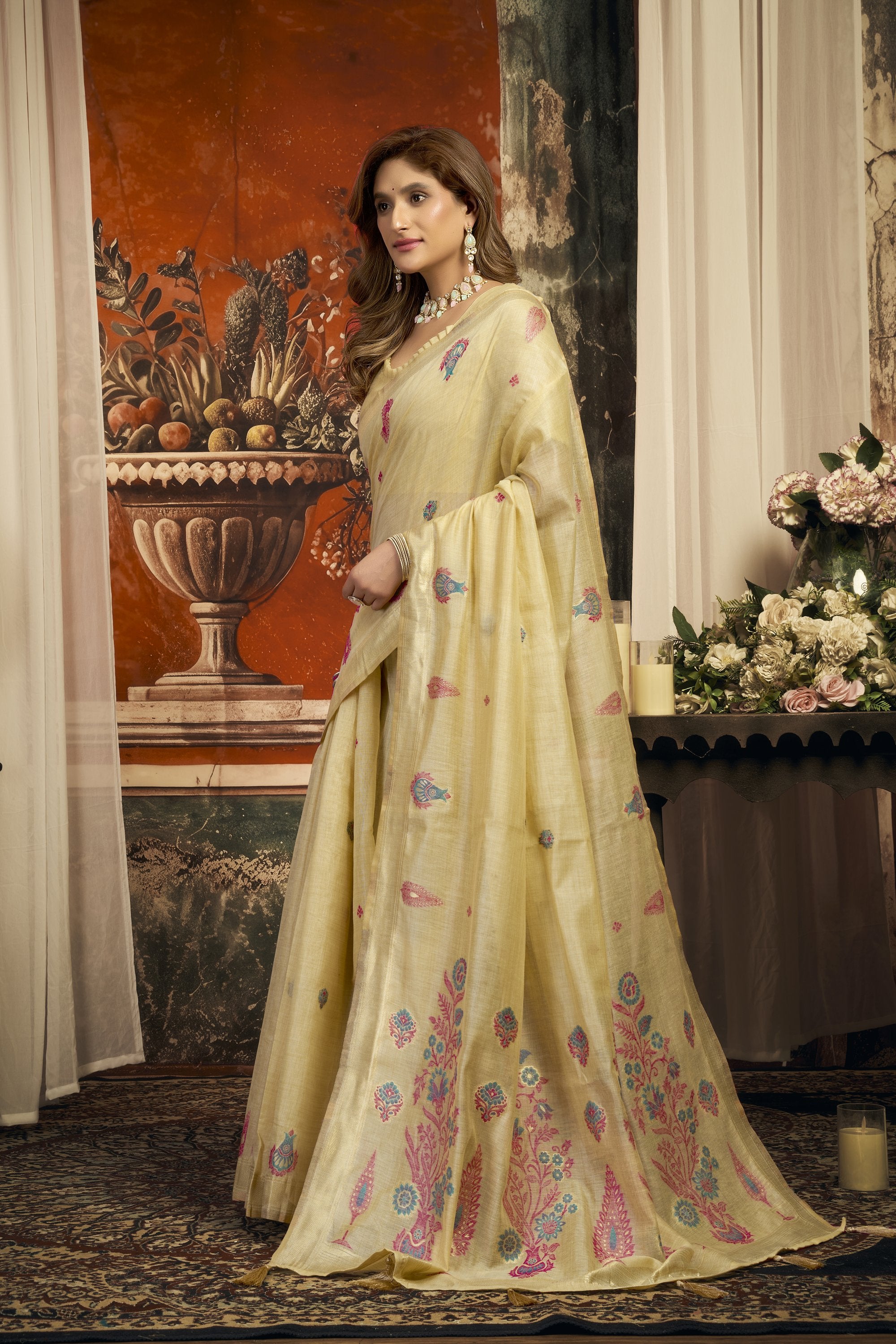 Dharaa Saree - Ivory Cream - Full View