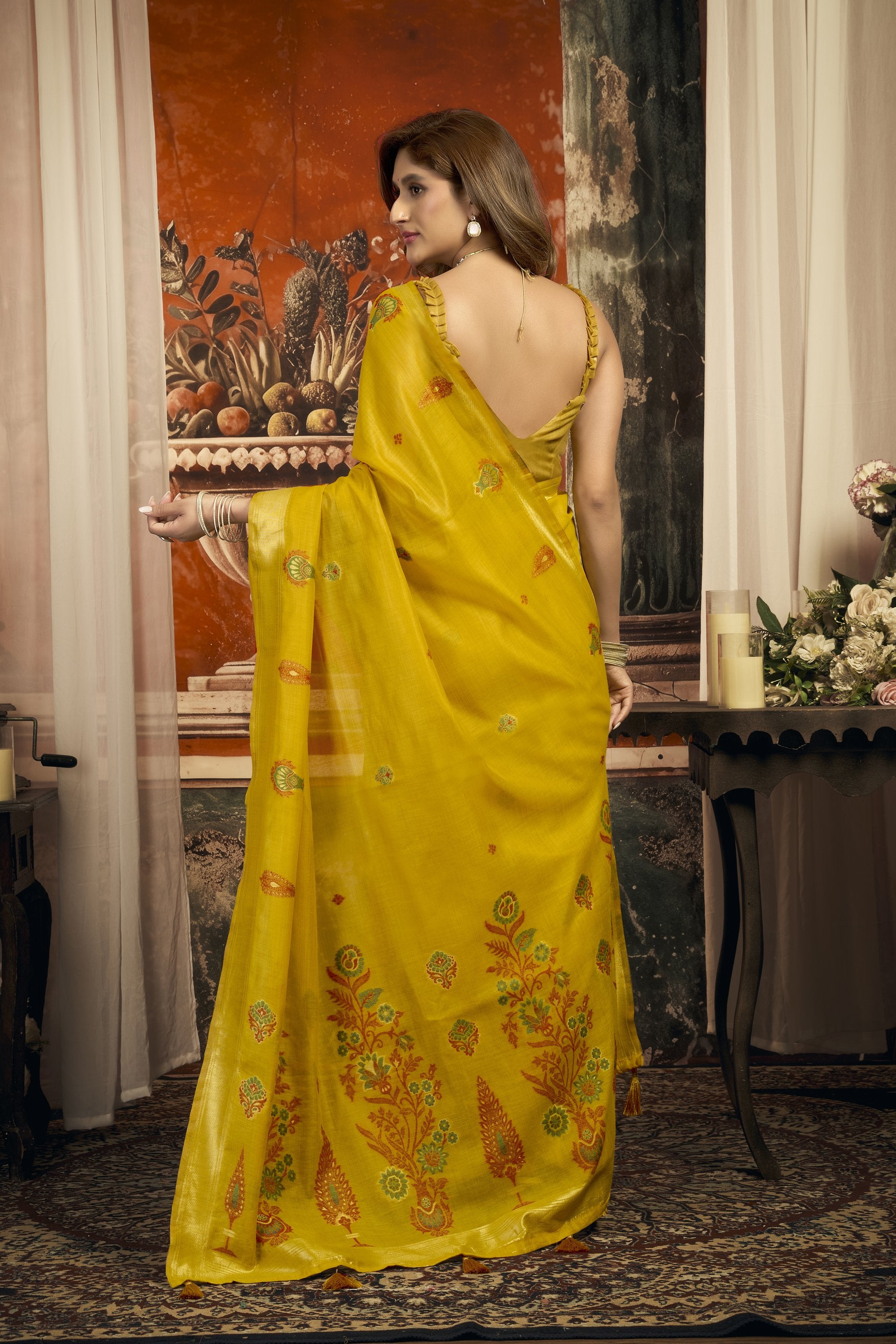 Dharaa Saree - Sunflower Yellow - Pallu Detail