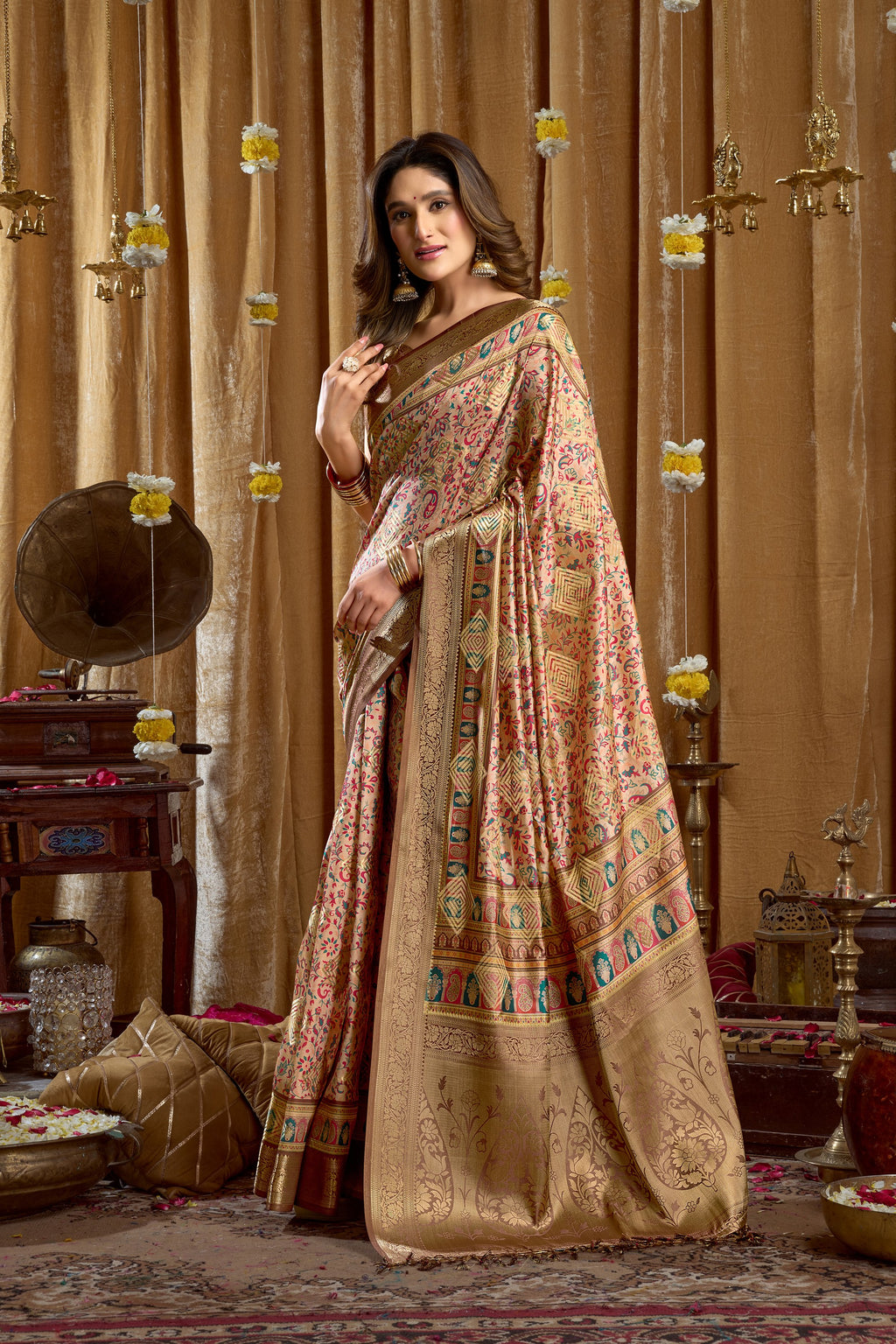 Gulshan Saree – Ivory Rose