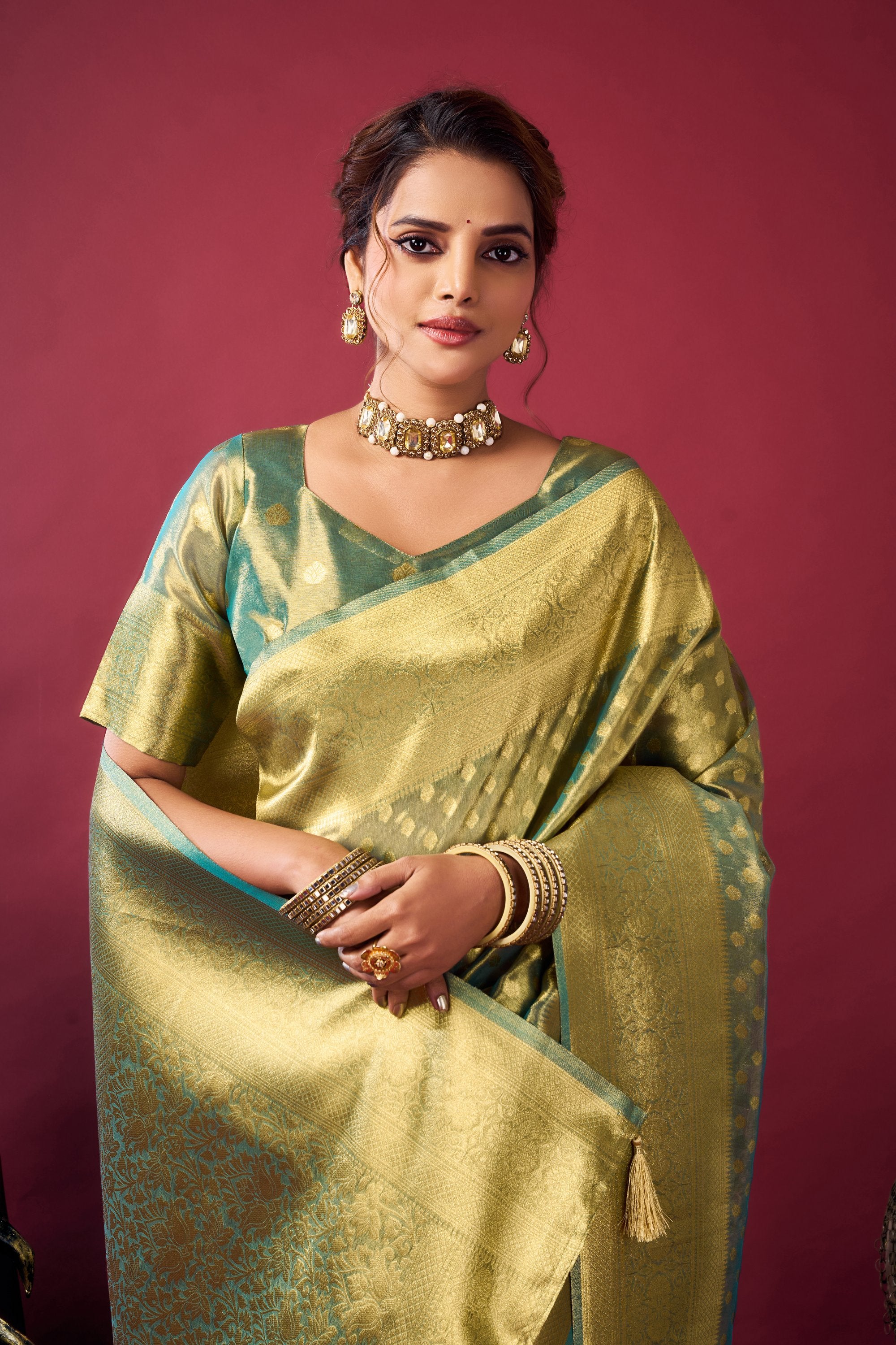 Jharokha Saree - Sage Gold - Close Up