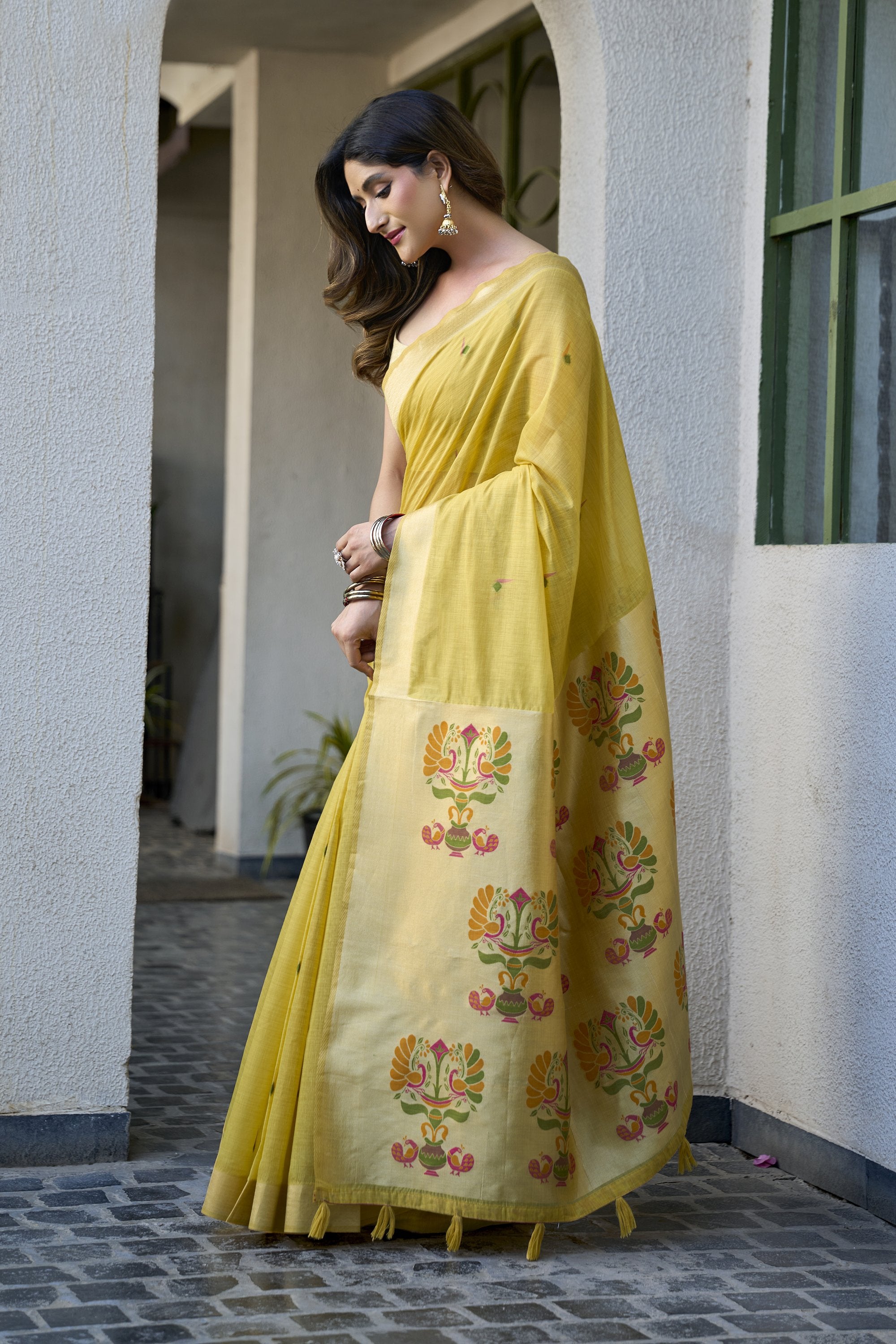 Khushboo Saree - Lime Yellow - Pallu Detail