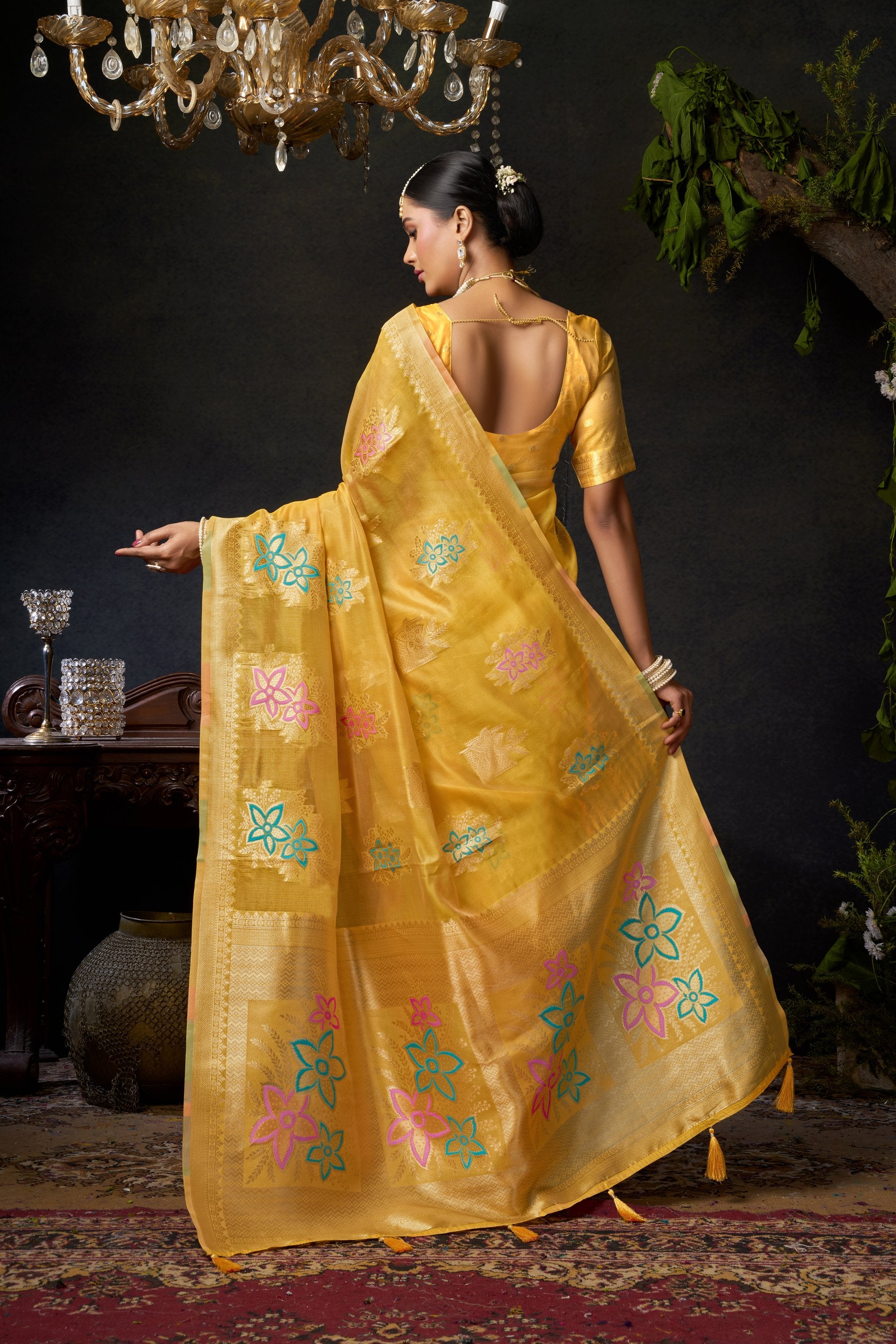 Komali Saree - Marigold Gold - Border Detail