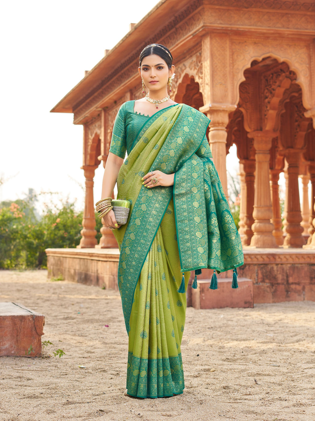 Mangalam Saree - Lime Green - Pallu Detail