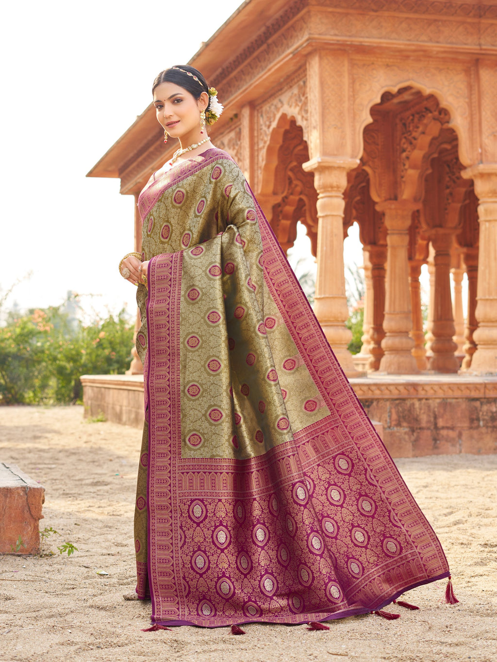 Mangalam Saree - Olive Antique Gold - Border Detail