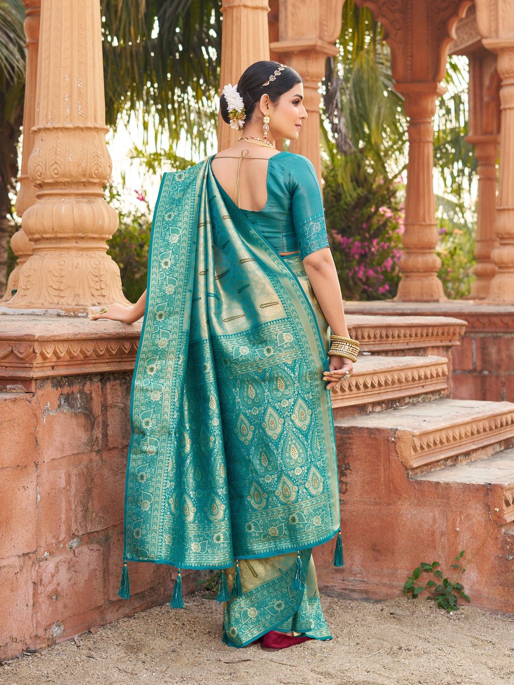 Mangalam Saree - Seafoam Teal - Front Drape