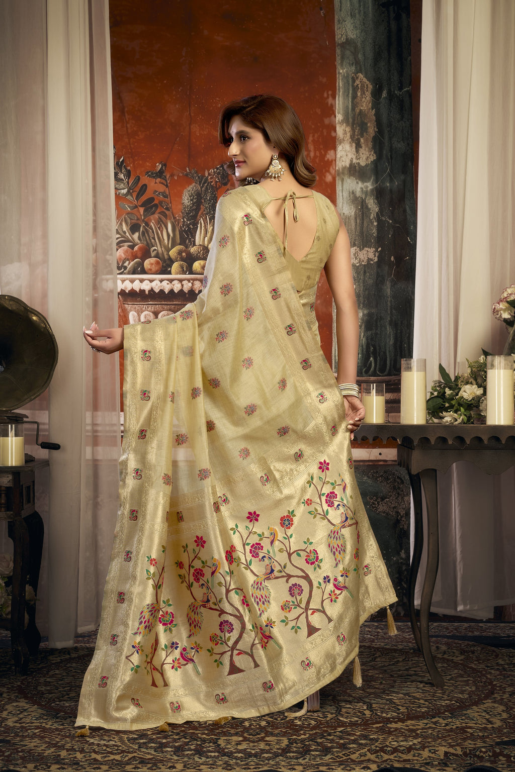 Meheraan Saree - Champagne Cream - Border Detail