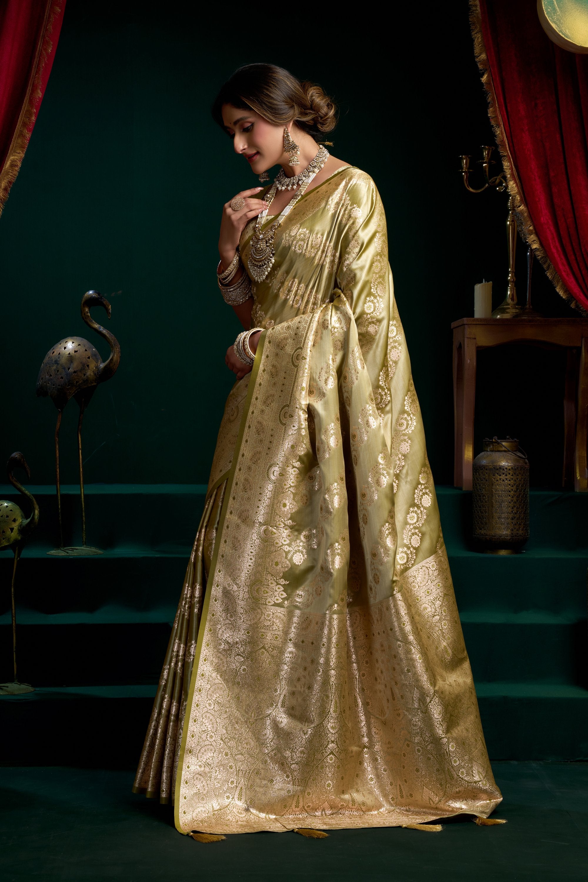Mohini Saree - Champagne Gold - Pallu Detail