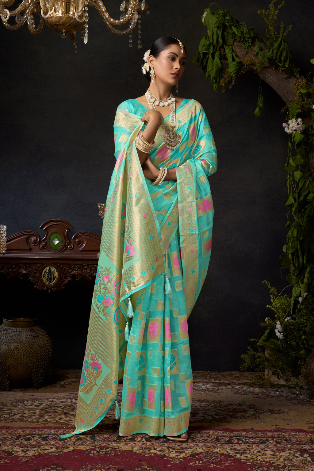Nayantara Saree - Aqua Breeze - Border Detail