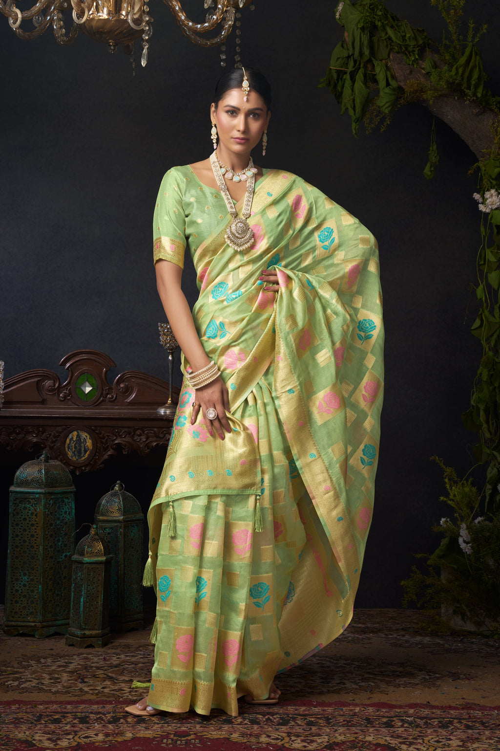 Nayantara Saree - Pistachio Gold - Pallu Detail