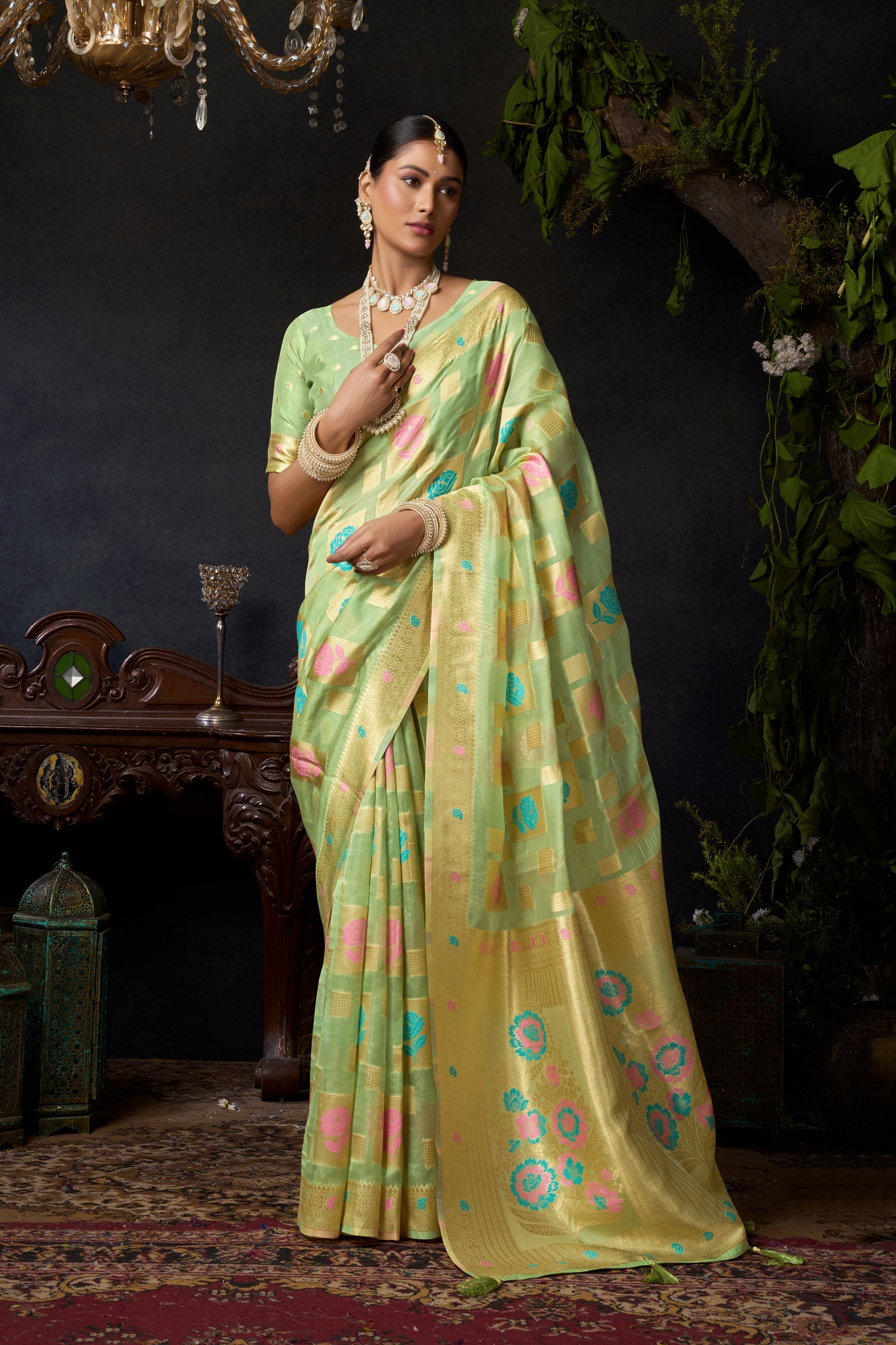 Nayantara Saree - Pistachio Gold - Close Up