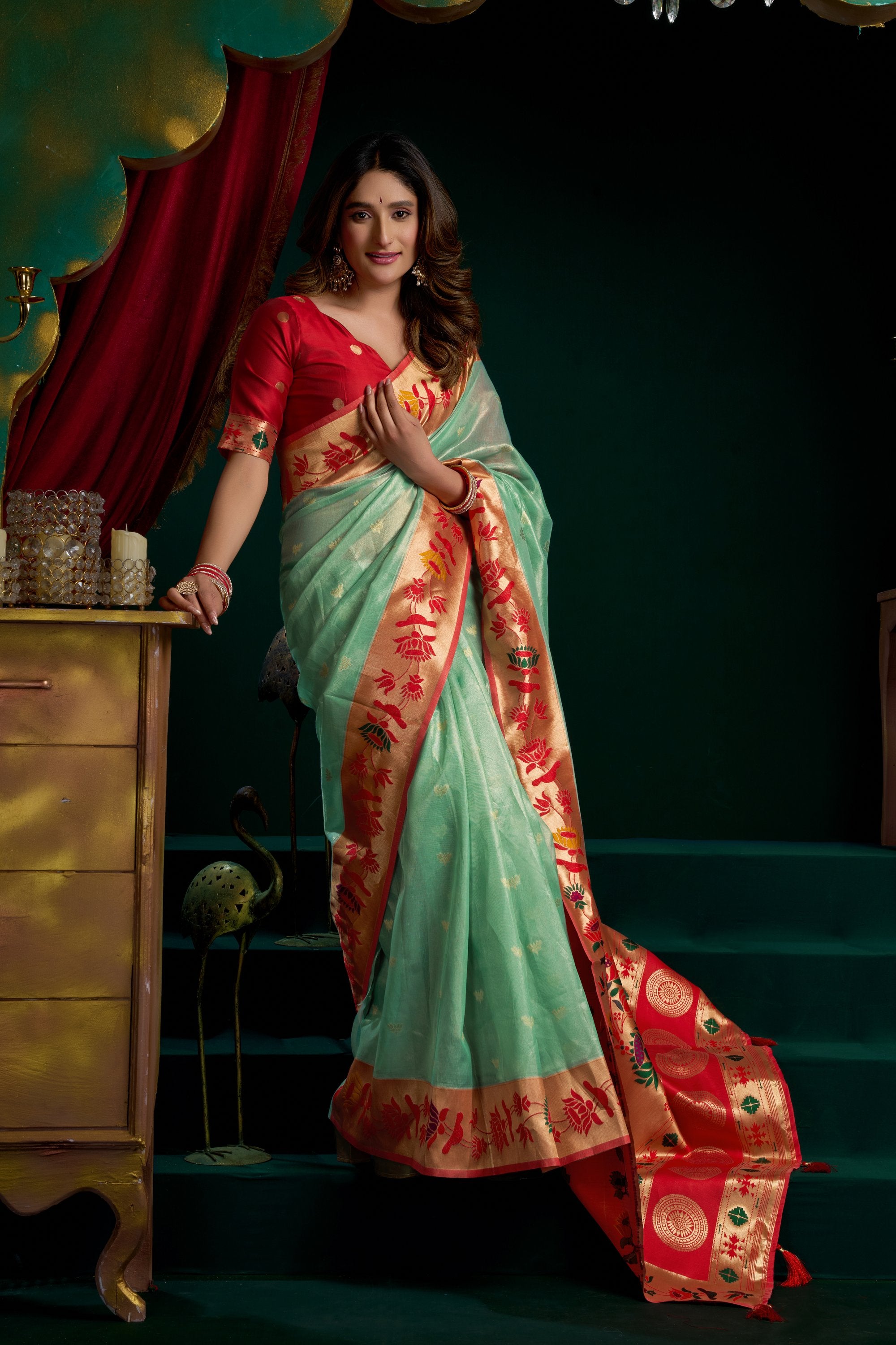 Nazrana Saree - Mint Green - Border Detail