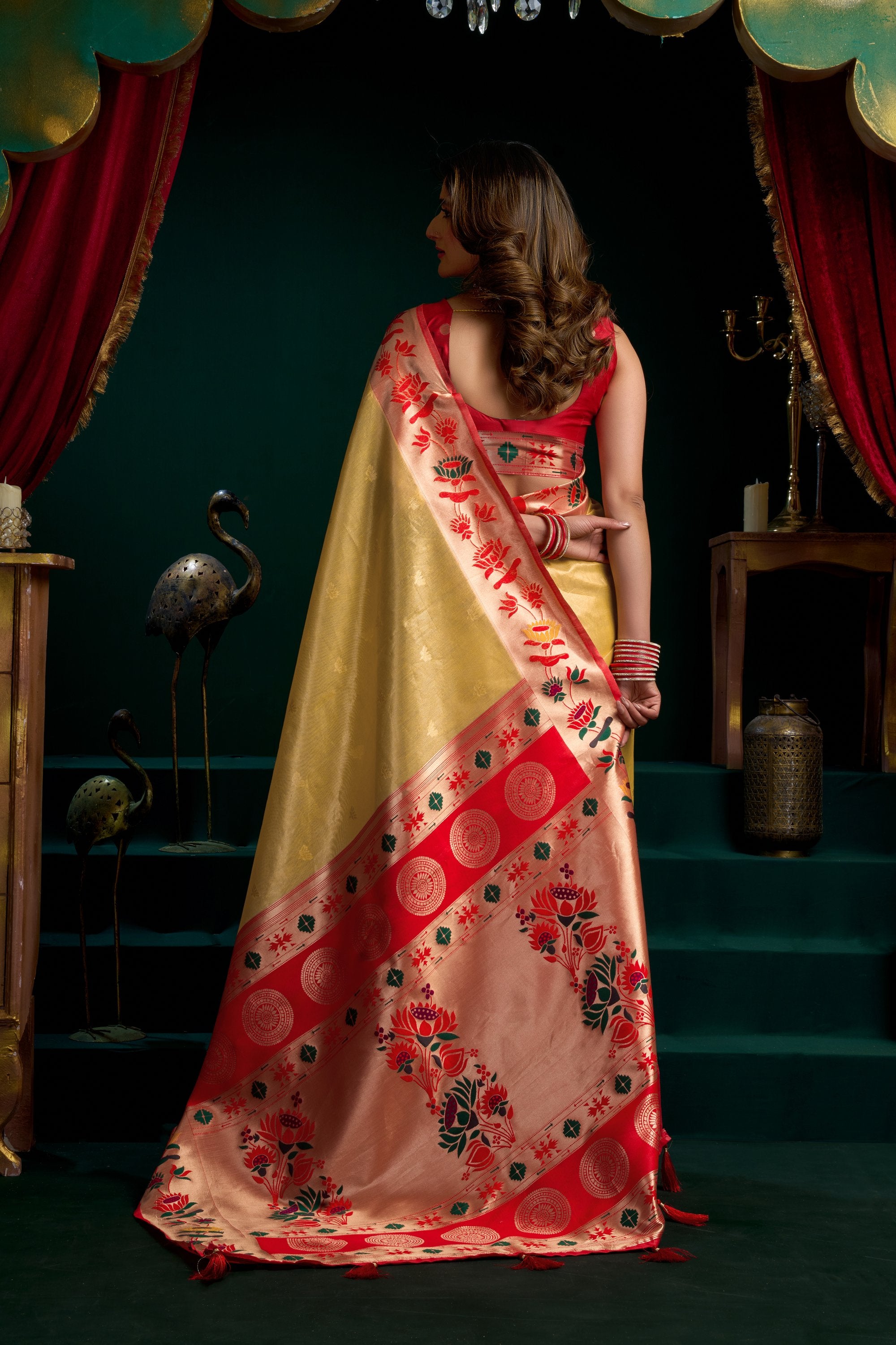 Nazrana Saree - Mustard Yellow - Pallu Detail