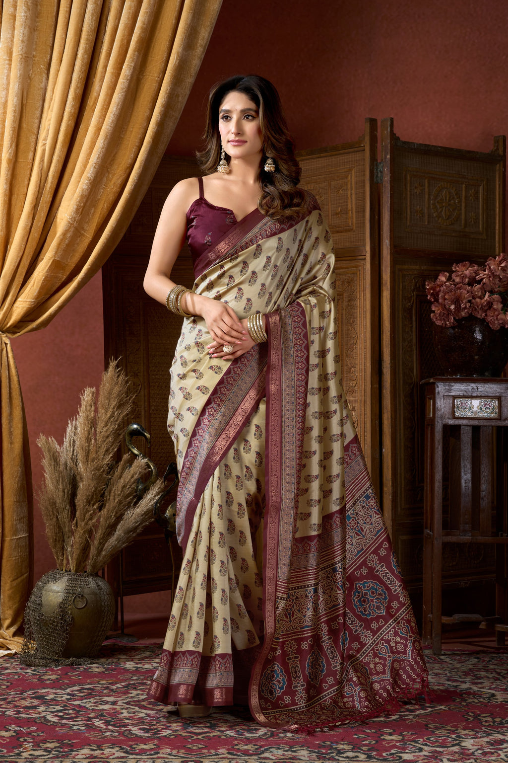 Noorani Saree - Cream Plum - Full View