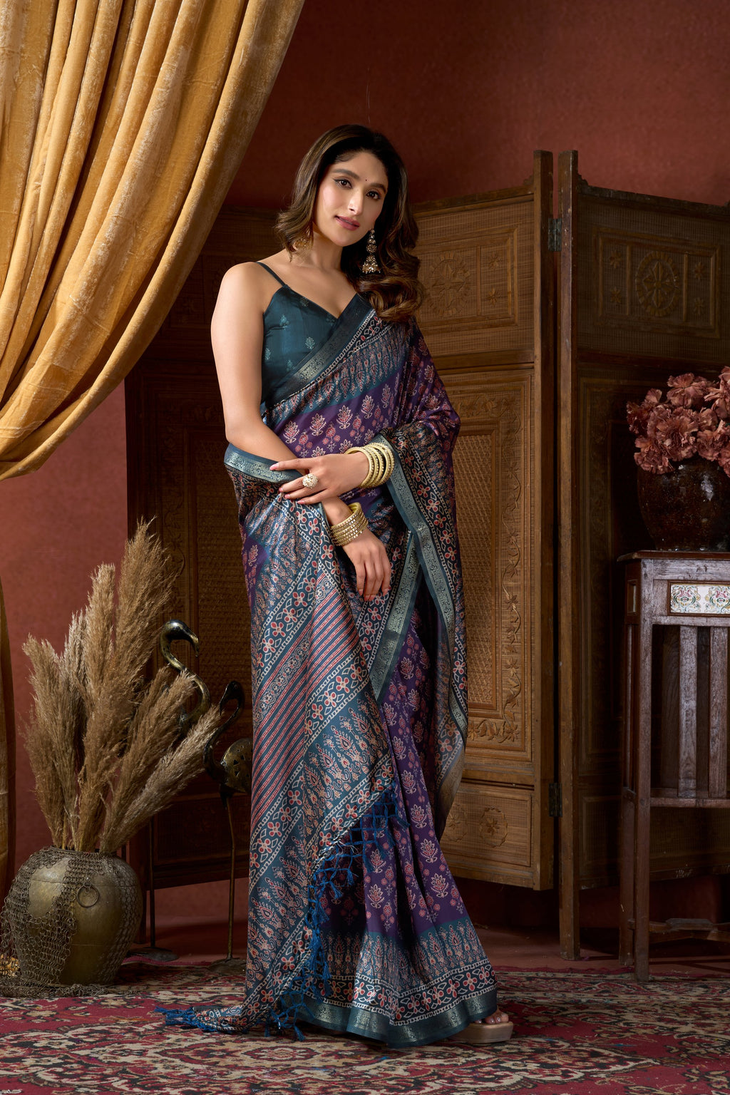 Noorani Saree - Lavender Blue - Close Up
