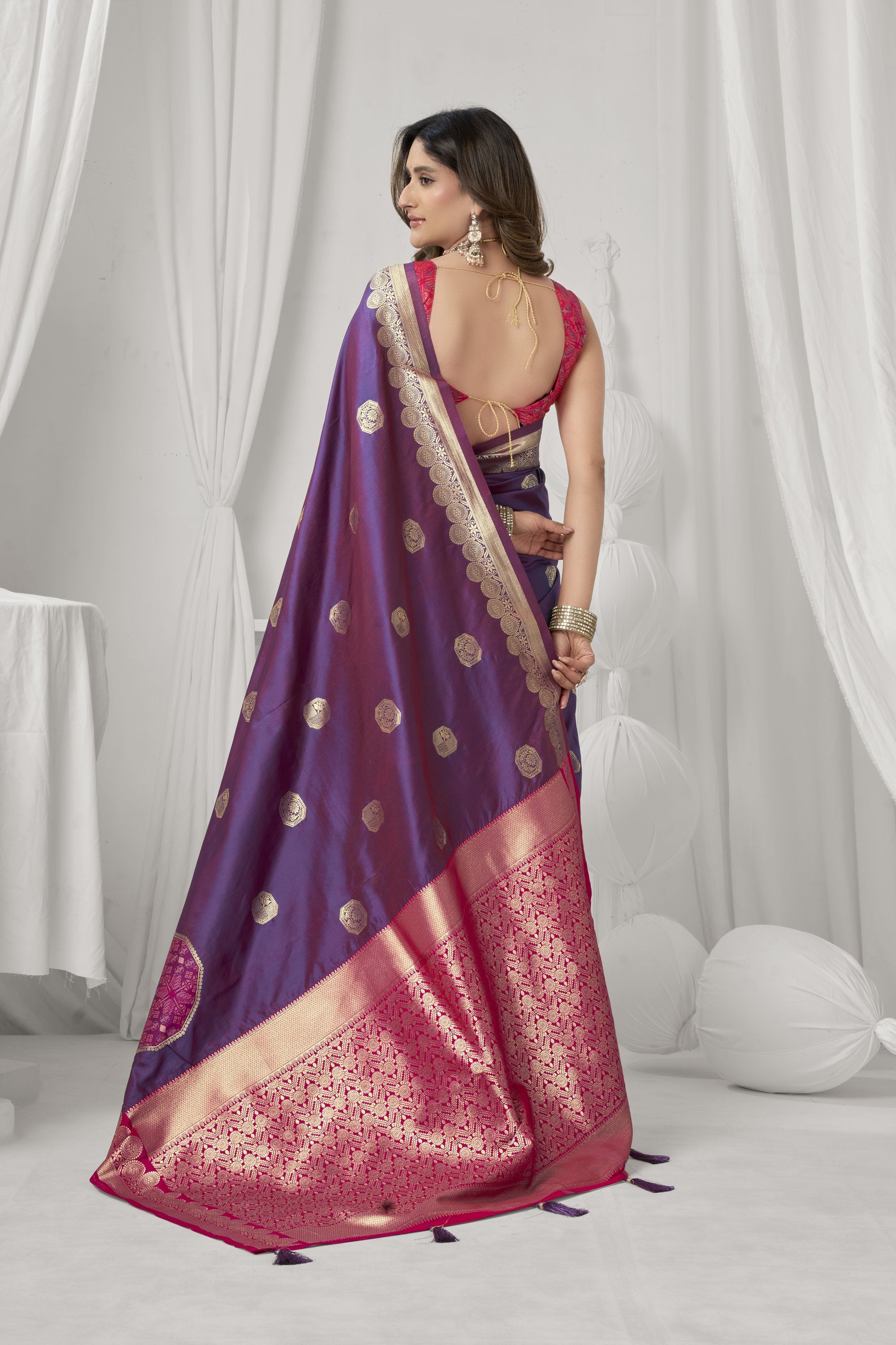 Prerna Saree - Magenta Orchid - Border Detail