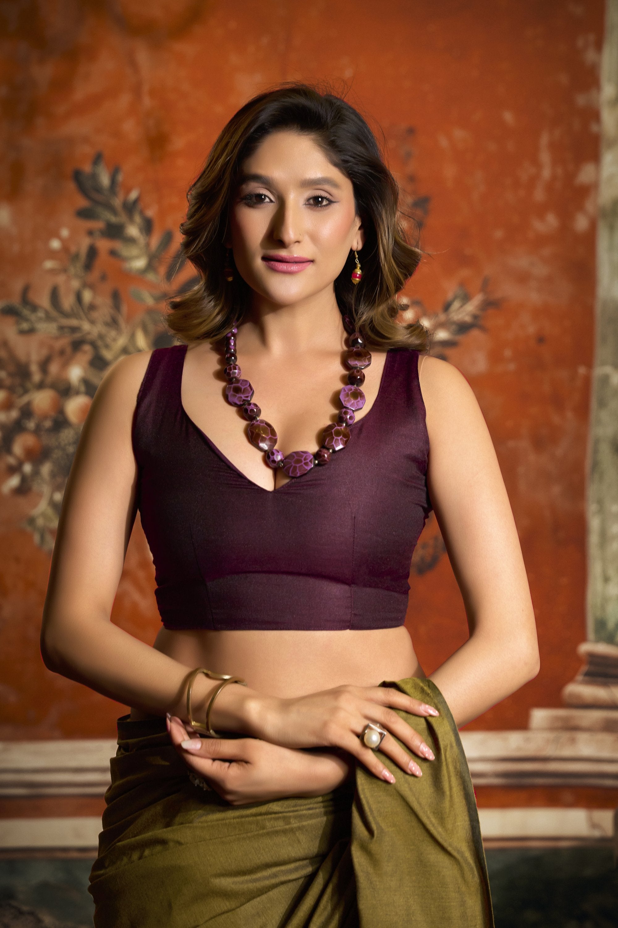 Roshni Saree - Olive Bronze - Close Up