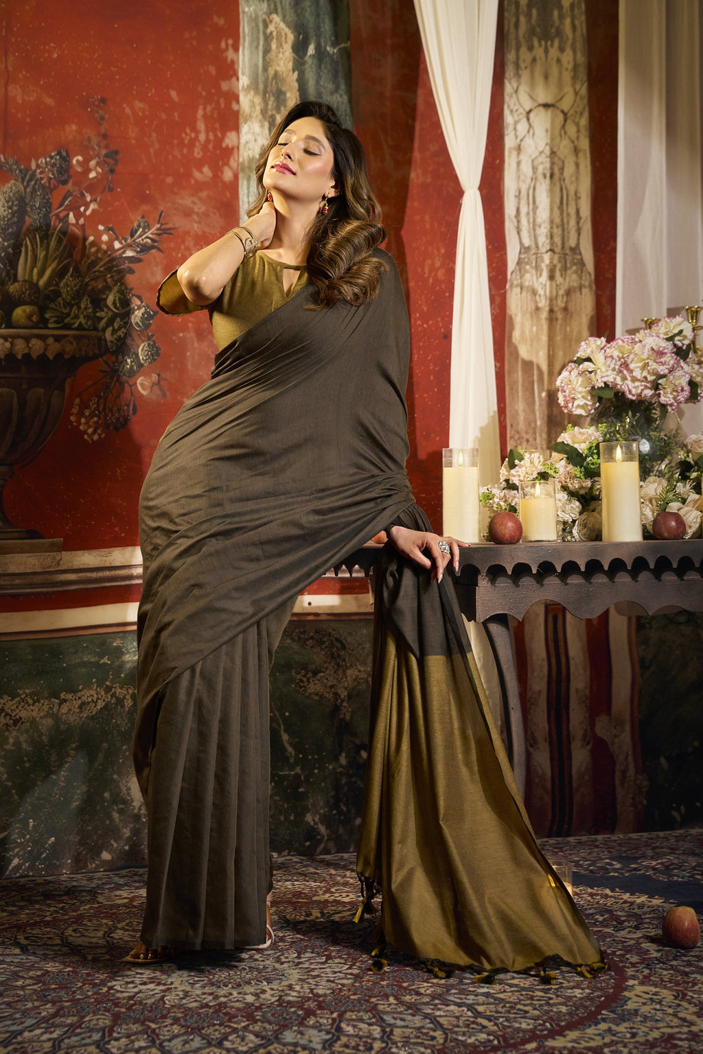 Roshni Saree - Smoky Olive - Pallu Detail