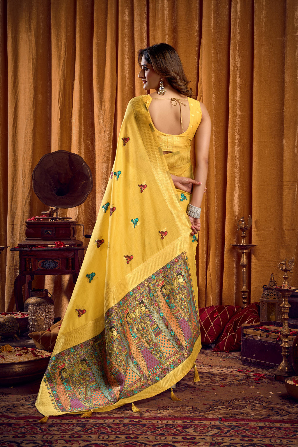 Tanisha Saree - Mustard Yellow - Pallu Detail