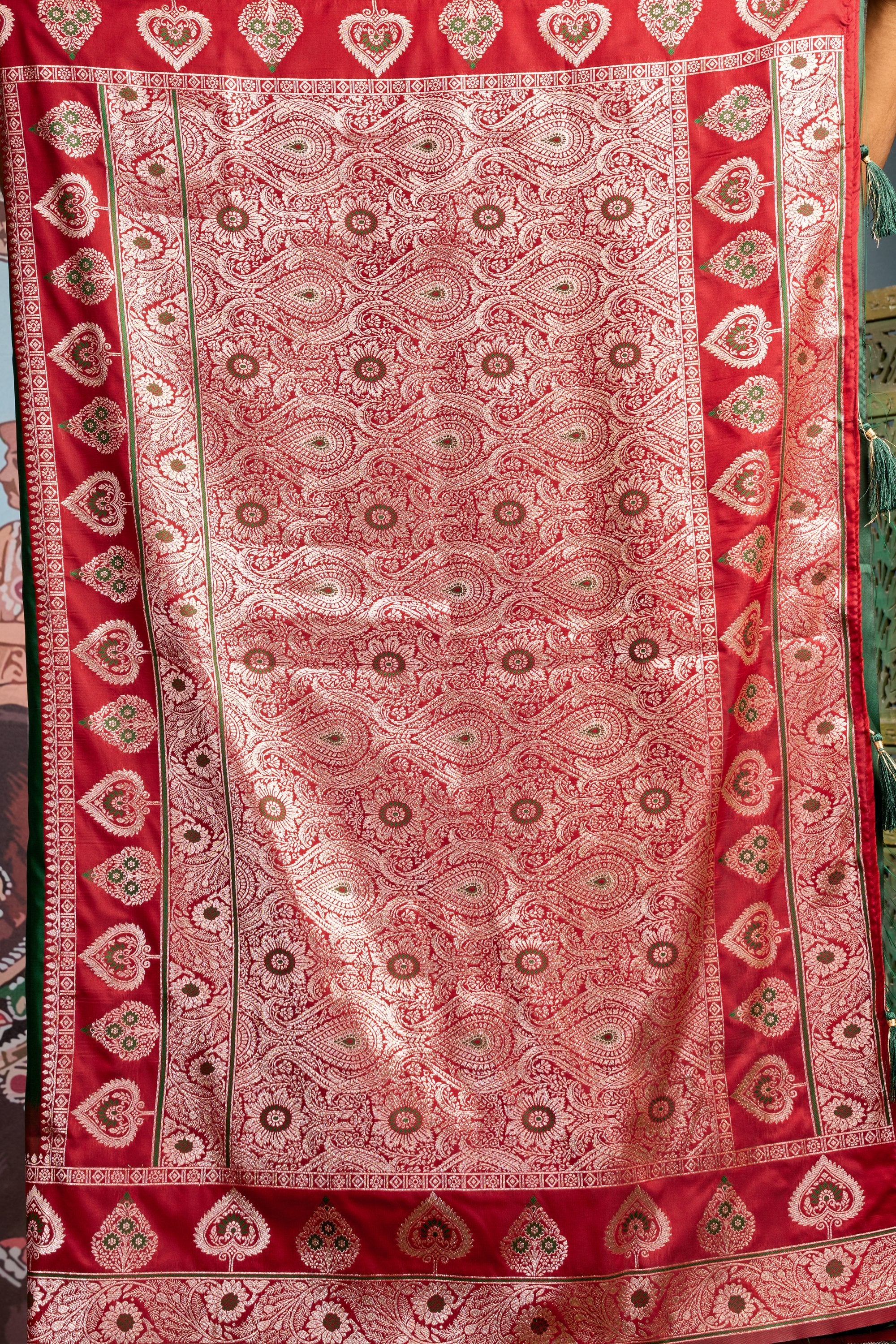 Tarana Saree - Emerald Green - Front Drape