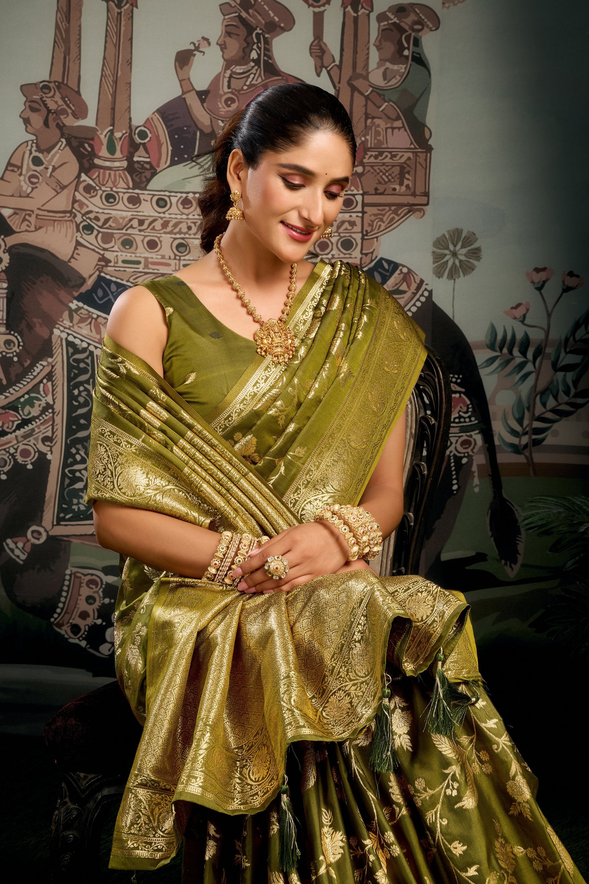 Virasat Saree - Antique Olive - Close Up