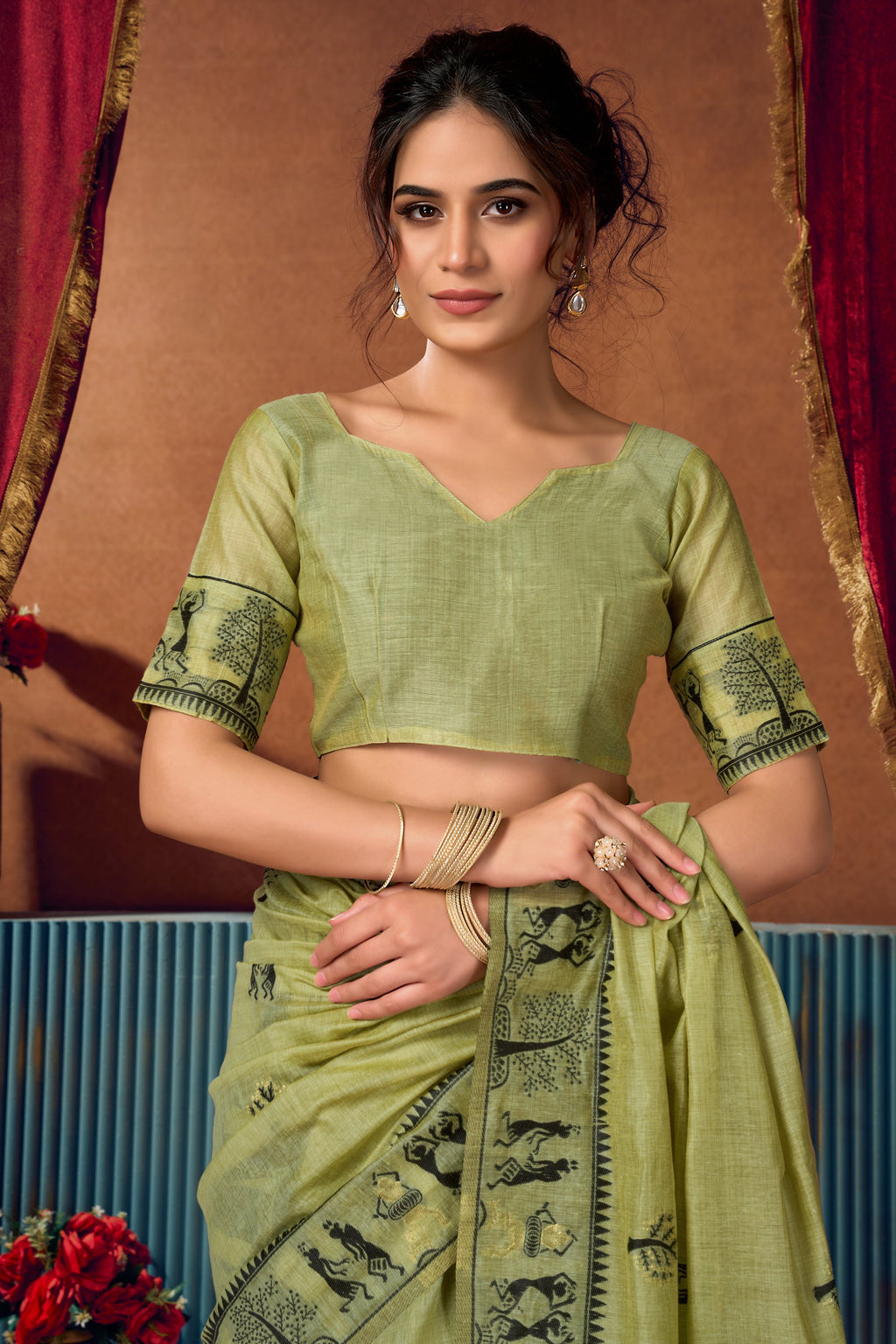 Yamini Saree - Pistachio Olive - Close Up