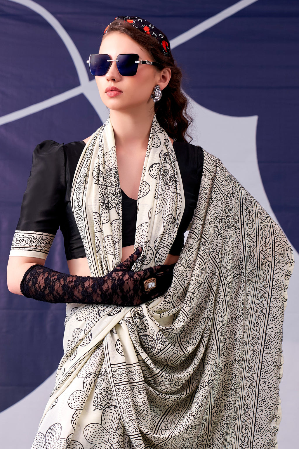 Noir Bloom Saree