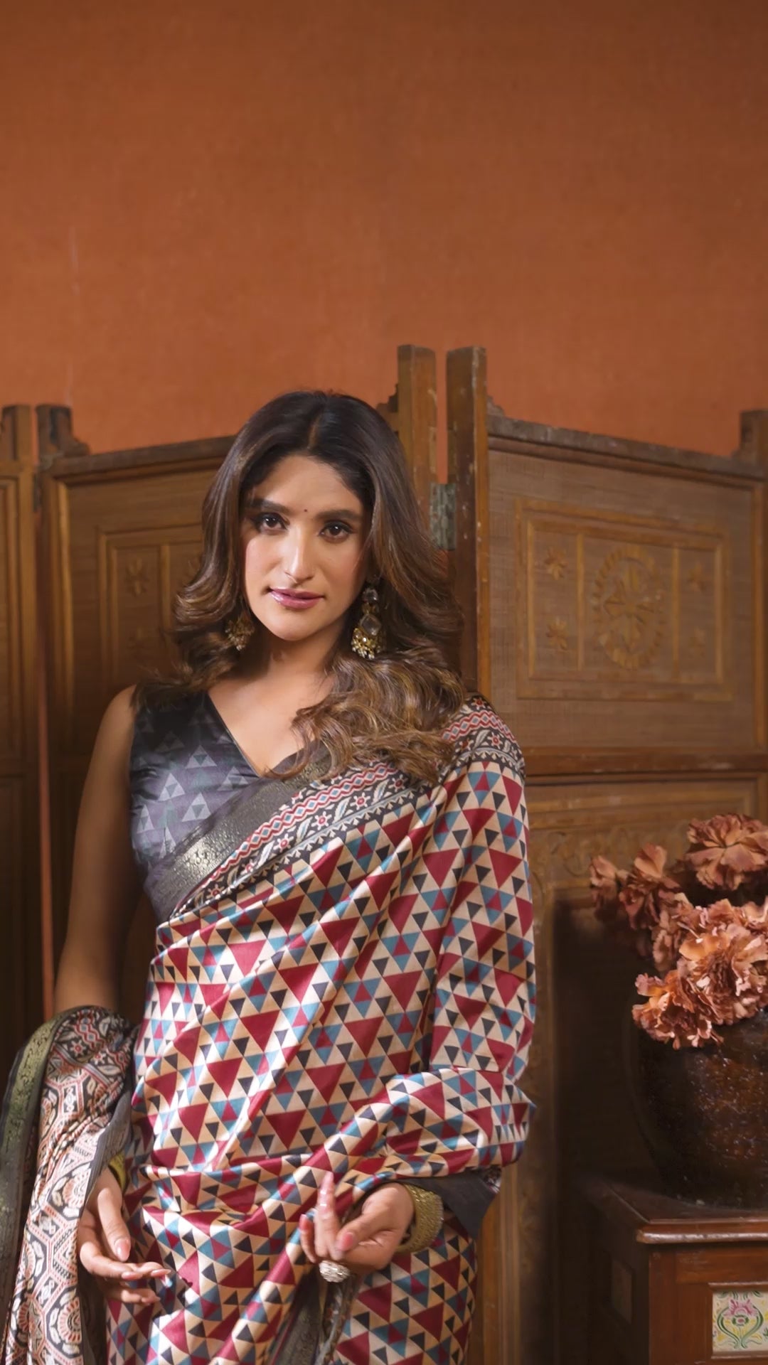 Noorani Saree - Ivory Red